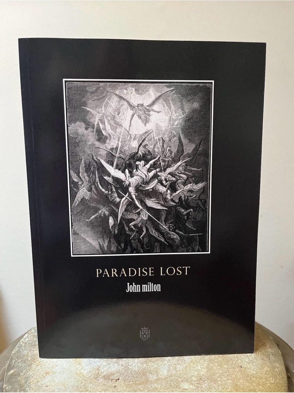 Paradise Lost - Paperback - By John Milton